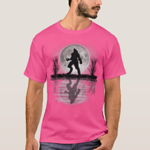 Werewolf Under A Full Moon Howling Scary T-Shirt