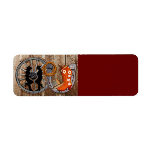 Western Cowboy Cowgirl Horseshoe Wagon Wheel
