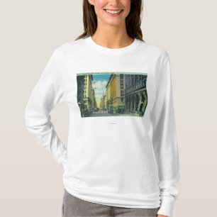 Western View of 7th Street from Spring Street T-Shirt