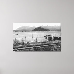 Wheeler, Oregon Nehalem Bay & Neah-Kah-Nie Canvas Print