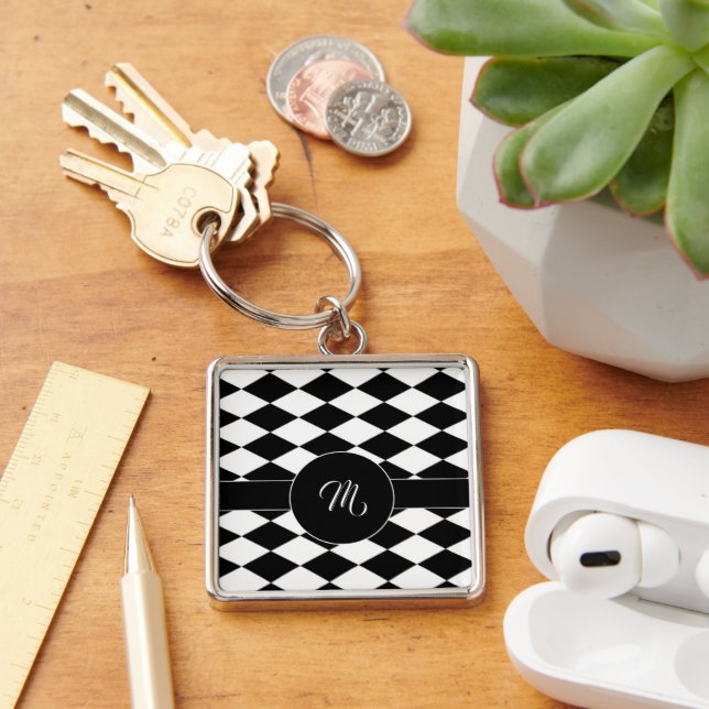 White and black diamond pattern  key ring (Desk)