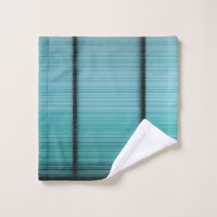 White and black metal rod wash cloth