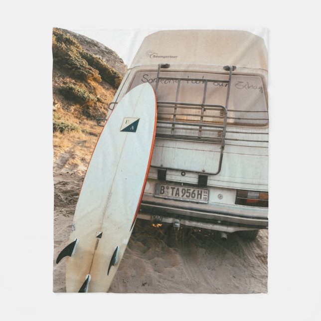 White and black surfboard fleece blanket (Front)