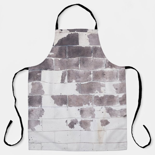 White and brown concrete wall apron (Front)