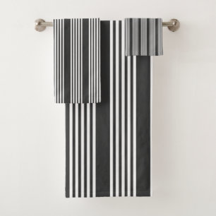 White and charcoal five stripes pattern bath towel set