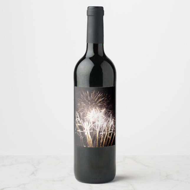 White and Gold Fireworks I Patriotic Celebration Wine Label (Front)