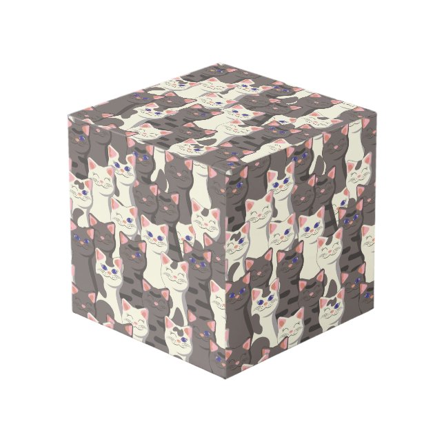 White and grey cats pattern cube (Front Angled)