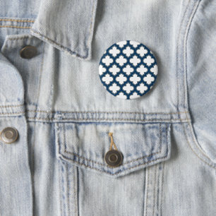 White and Navy Blue Trellis, Lattice, Quatrefoil 6 Cm Round Badge