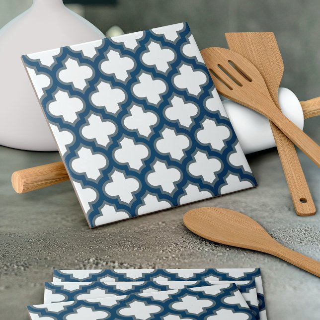 White and Navy Blue Trellis, Lattice, Quatrefoil Tile (Creator Uploaded)