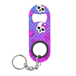 White and pink skull and hearts pattern