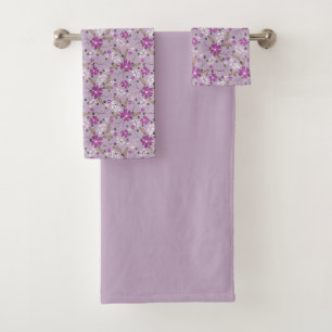 White and purple flowers on a pale lilac backgroun bath towel set