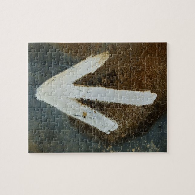White Arrow Photo Puzzle (Horizontal)