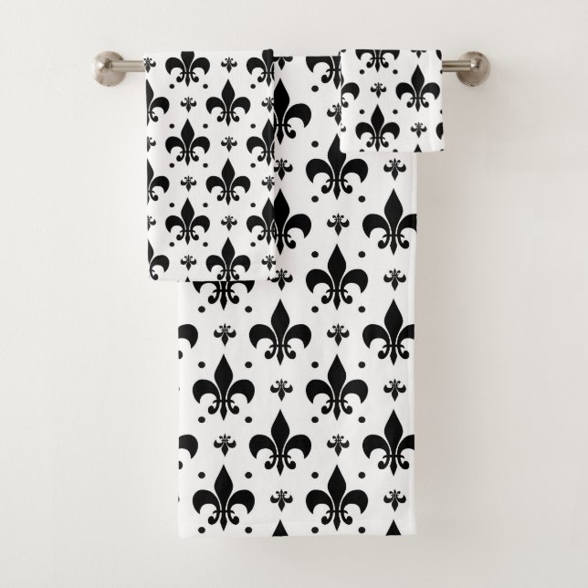 White Background Fleur-de-lis Pattern Design  Bath Towel Set (Insitu)
