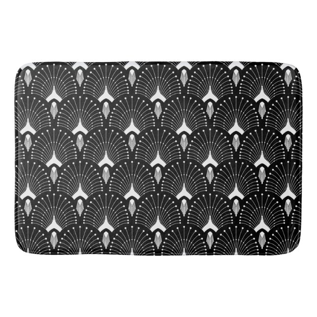 White & black art-deco pattern bath mat (Front)