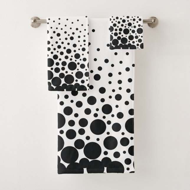 White black polka dot bath towel set (Insitu)