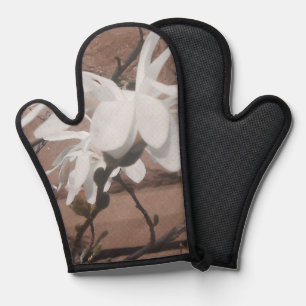 White Blossom Oven Mitt