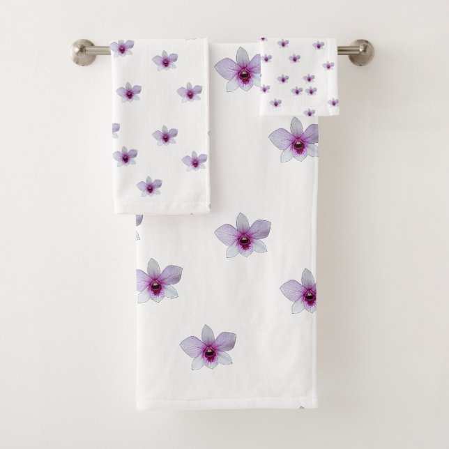 White Blossoms White  Bath Towel Set (Insitu)