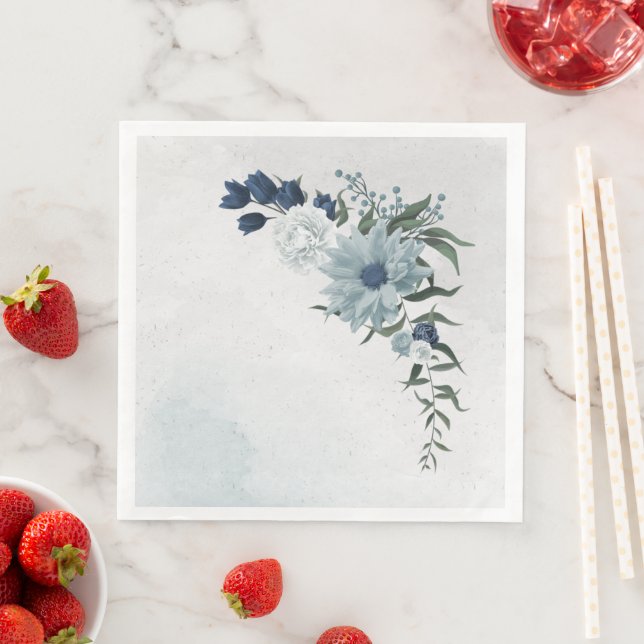 white & blue floral greenery wedding napkin (Insitu)