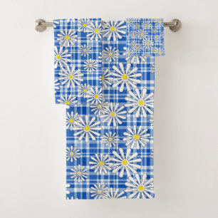 White chamomile flowers on a blue chequered backgr bath towel set