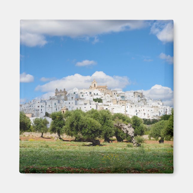 White city Ostuni with olive trees, Puglia magnet (Front)