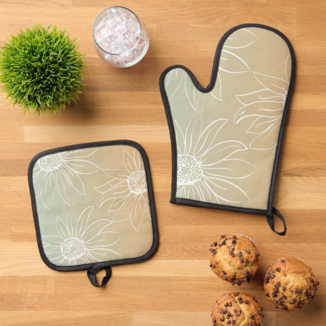 White Daisies Oven Mitt & Pot Holder Set (Top Down)