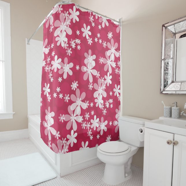 White daisies shower curtain (In Situ)