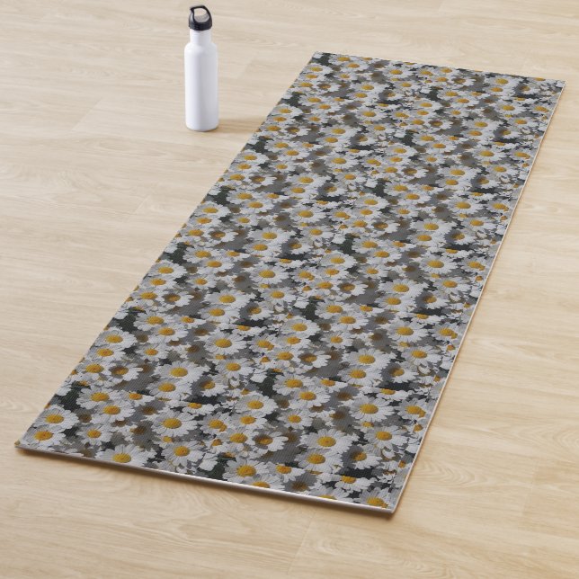 White Daisies Yoga Mat (In Situ)