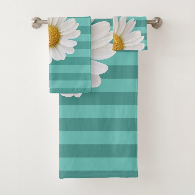 White Daisy Teal Striped Personalised Bath Towel Set (Insitu)