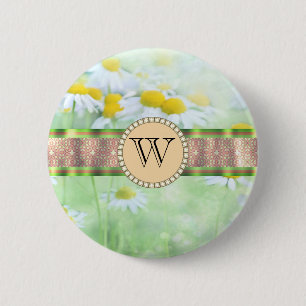 White Daisy's in Green Meadow Monogram 6 Cm Round Badge