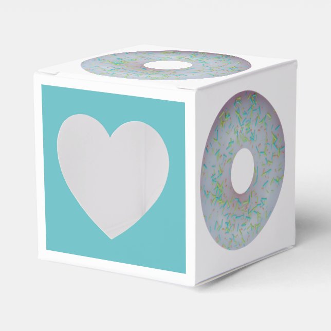 White donut with sprinkles favour box (Front Side)