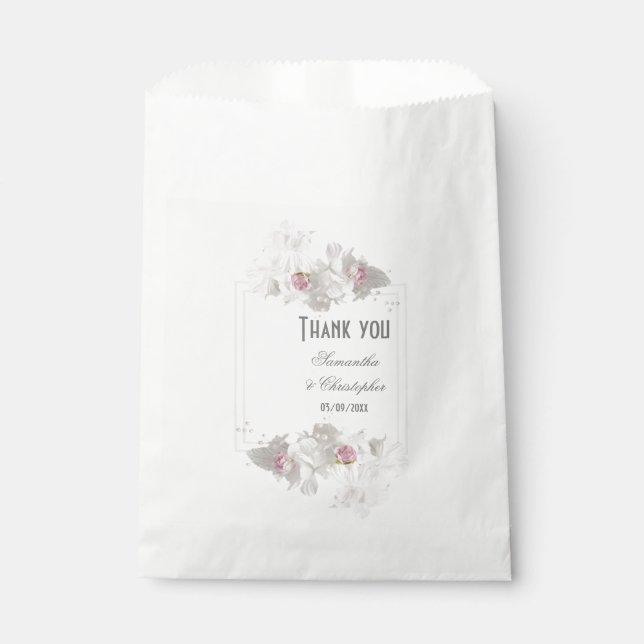 White floral wedding favour bags (Front)