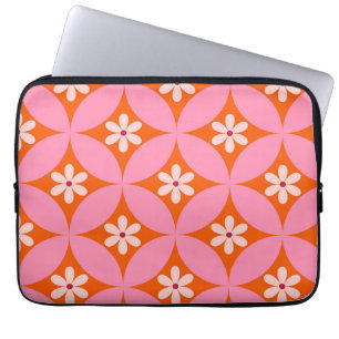 White Flowers on Mid Century Pink Circles Pattern Laptop Sleeve