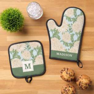 White Garden Mum Flower Pattern Oven Mitt & Pot Holder Set
