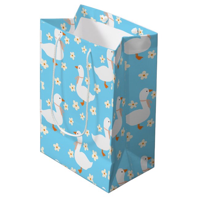 White Goose and Daisies  Medium Gift Bag (Front Angled)