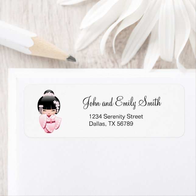 White Kimono Kokeshi Doll - Cute Geisha Girl (Insitu)