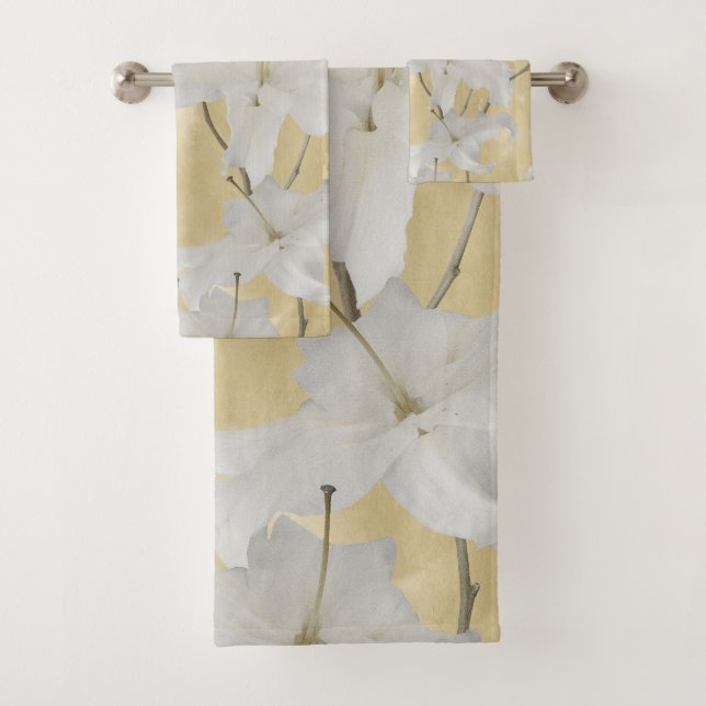 White Lily Blossom Glam 3a Bath Towel Set (Insitu)