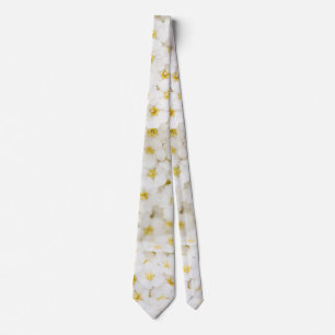 White little flowers pattern tie