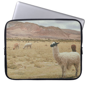 WHITE LLAMA ON BROWN GRASS LAPTOP SLEEVE