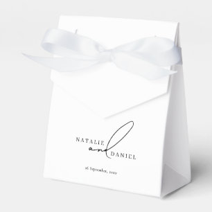 White Minimalist Classic Chic Wedding Favour Box