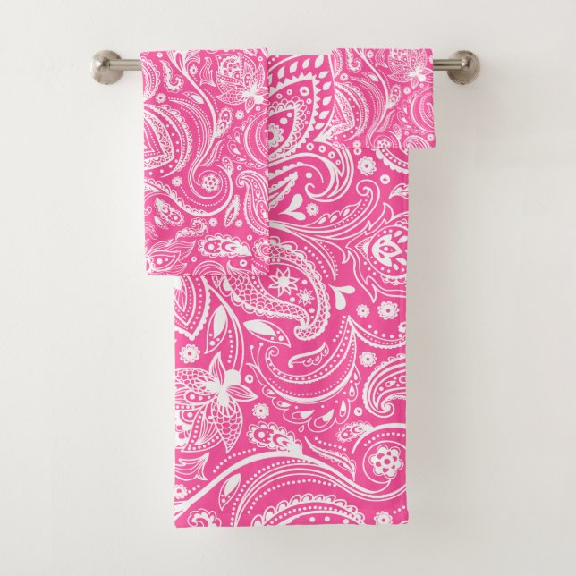 White paisley pattern on pink background bath towel set (Insitu)