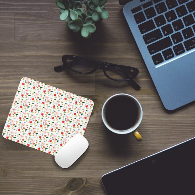 White pattern floral wildflowers mouse pad (Creator Uploaded)