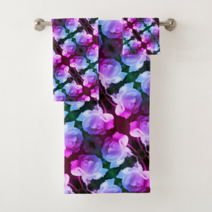 White Rose With Raindrops Abstract Floral Art   Bath Towel Set