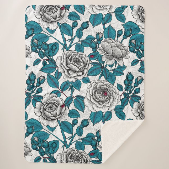 White roses and ladybugs sherpa blanket (Front)