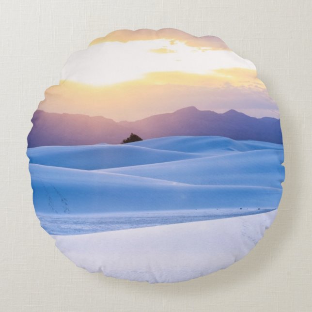 White Sands National Monument 3 Round Cushion (Front)
