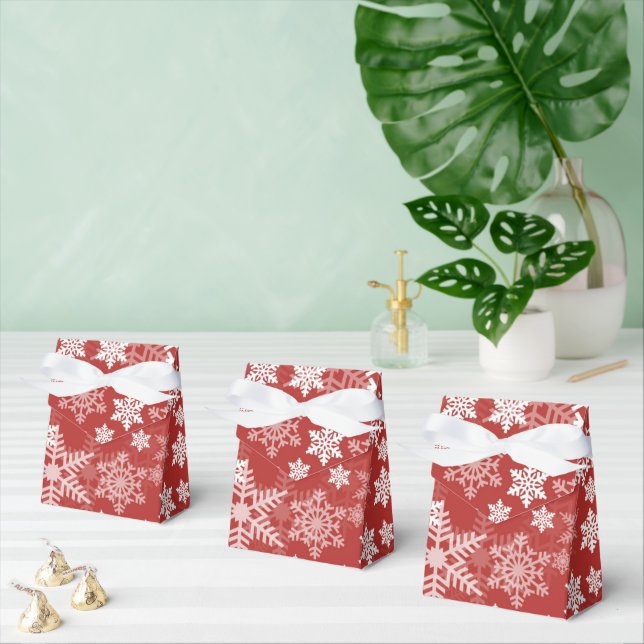 White Silver Snowflake Pattern on Red Christmas Favour Box (Multiple)