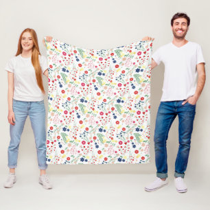 White Simple Wildflower Pattern Fleece Blanket