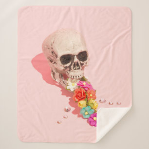 WHITE SKULL CENTERPIECE SHERPA BLANKET
