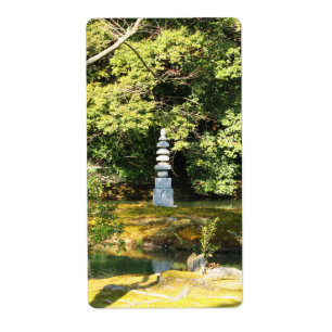 White Snake Pagoda / Hakuja No Tsuka