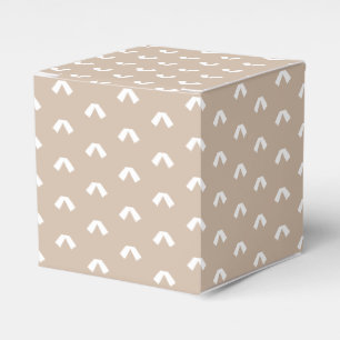White snow star snowflakes pattern beige tan gift favour box