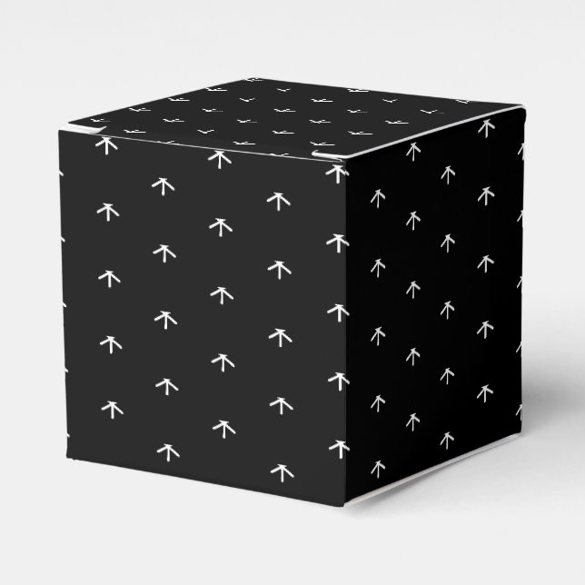 White snow star snowflakes pattern black gift favour box (Front Side)